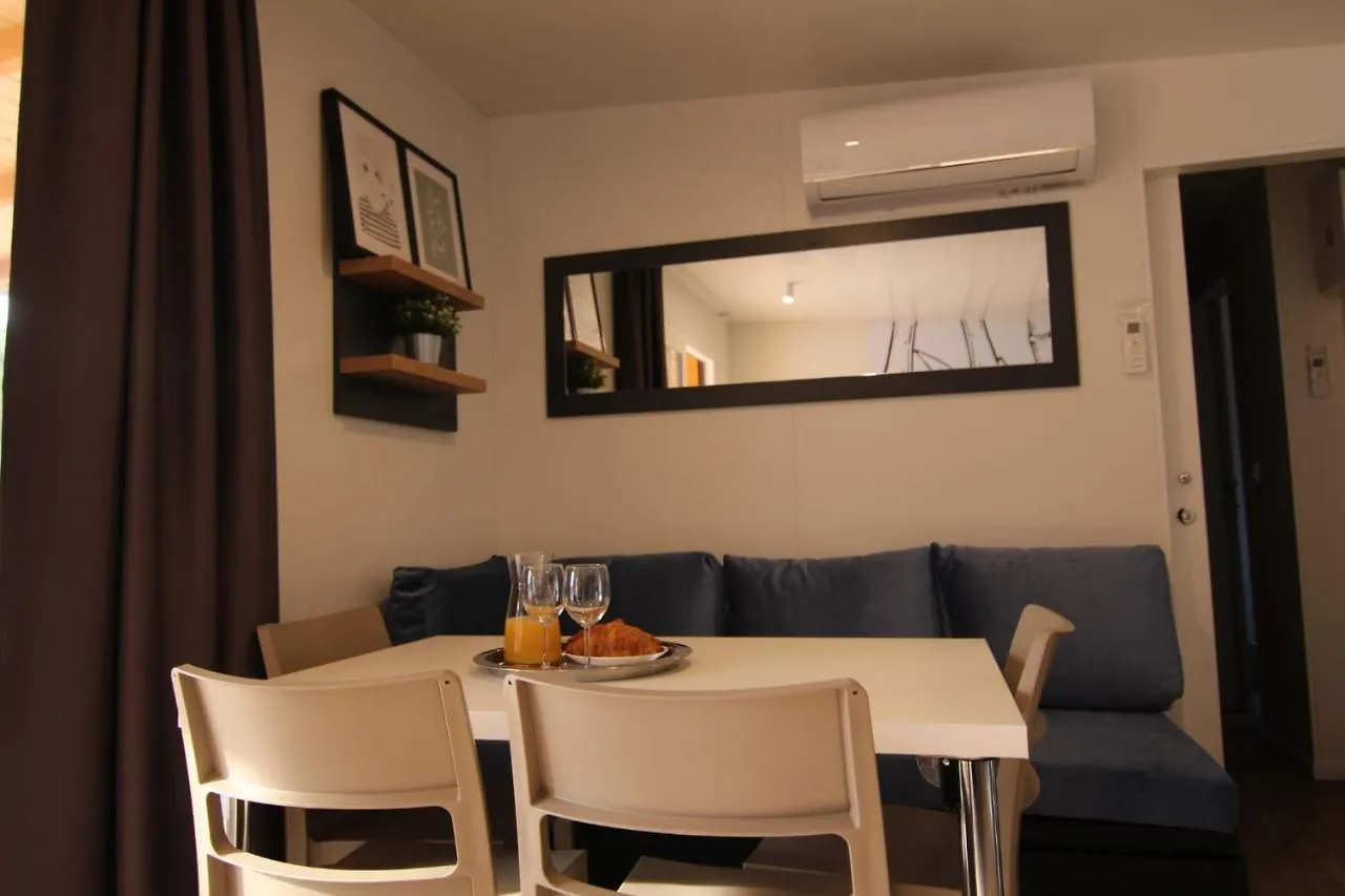 Mobile Home Anamari Biograd na Moru